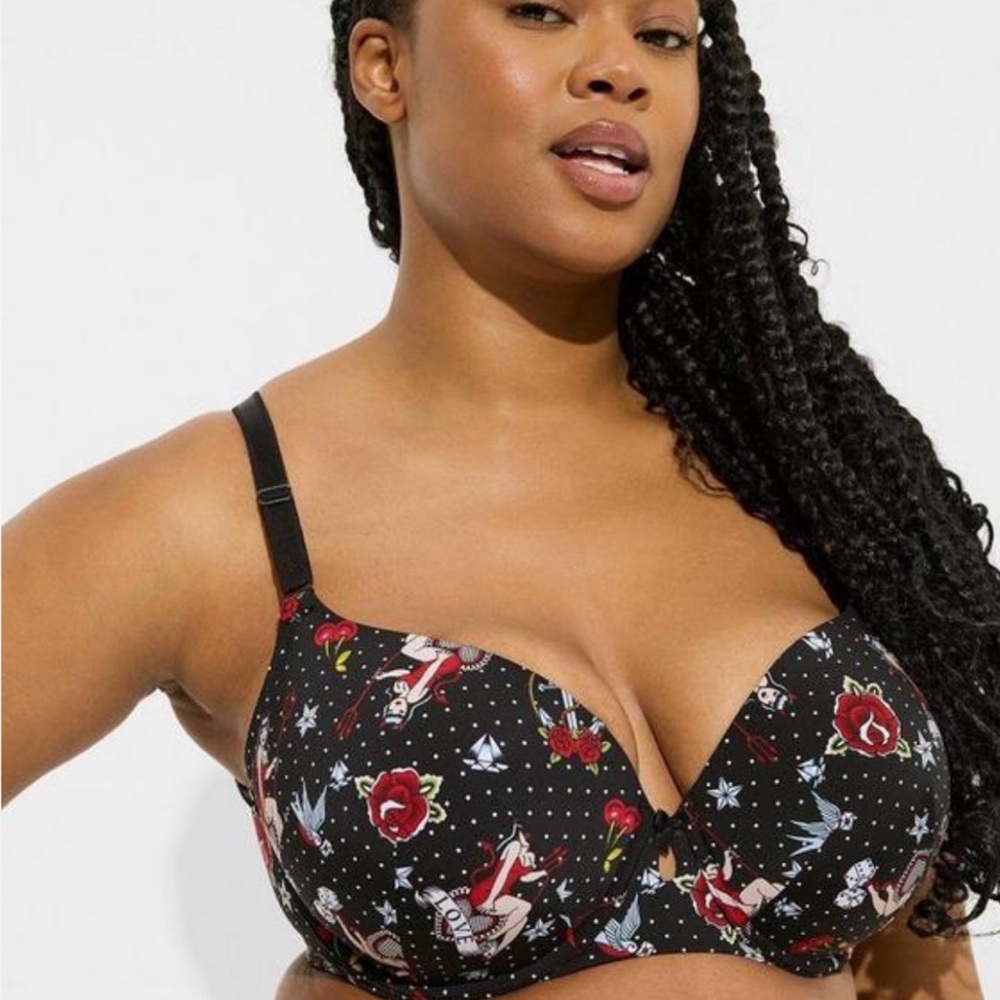Torrid 42C Black XO Boost Plunge Sailor Tattoo Print Underwire Bra.